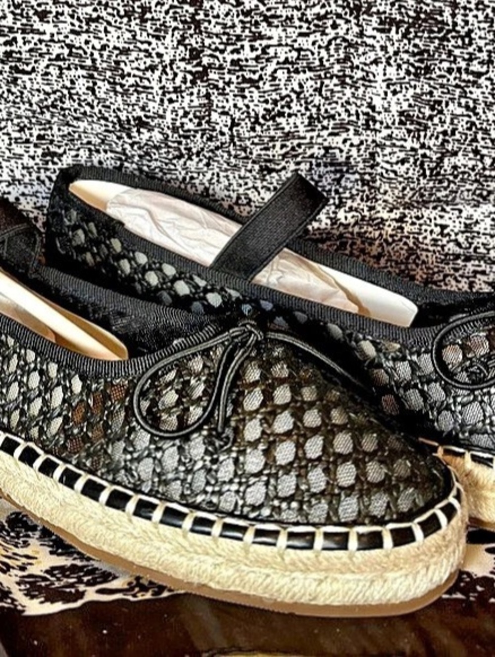 Black Mesh Mary Jane Espadrille Platform Flats Size 7.5 NWOB